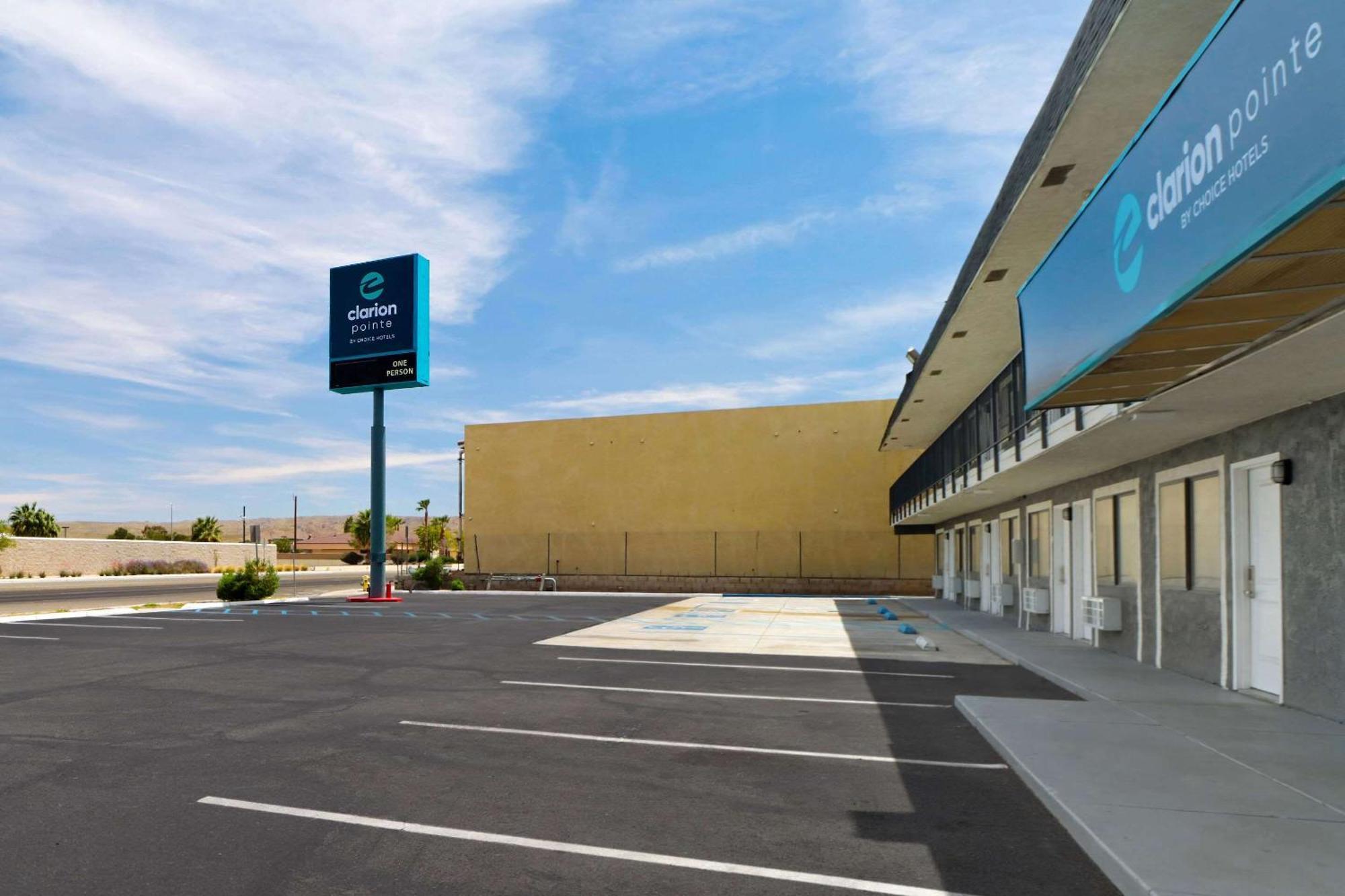 Clarion Pointe Ridgecrest Near China Lake Naval Station Exterior photo